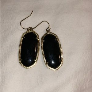Black and gold Elle Kendra Scott earrings